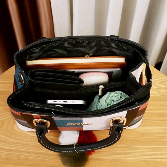 NWOT-Plaid Crossbody Bag -Classic Shoulder Bag with Color Stitching - Picture 4 of 11